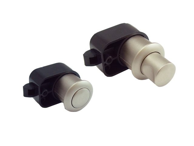 Empuje La Perilla Con Un Pestillo 5100Z